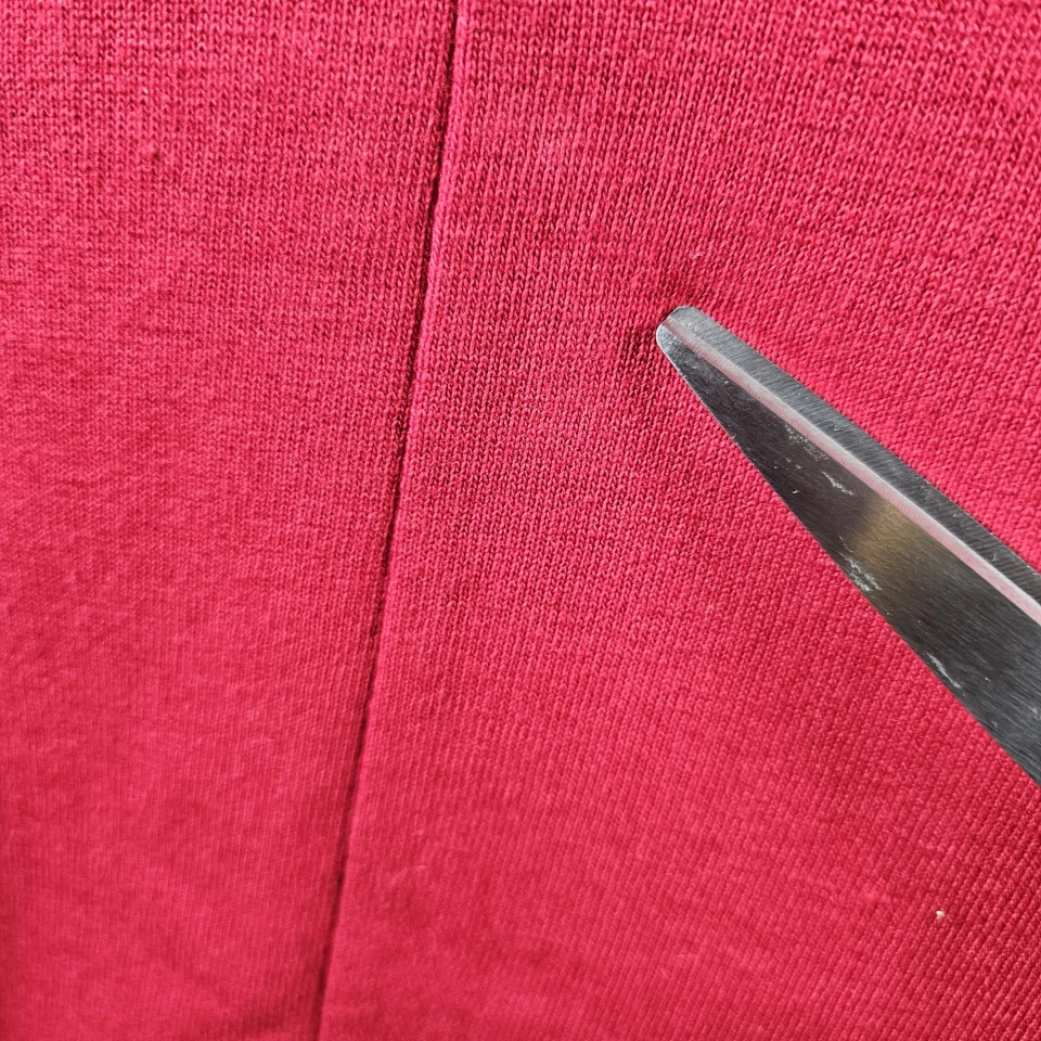 New 1994 Star Trek The Next Generation Uniform Shirt Boys XL Red NOS *FLAW* - Image 2 of 4