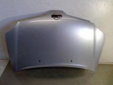Capot Nissan TINO