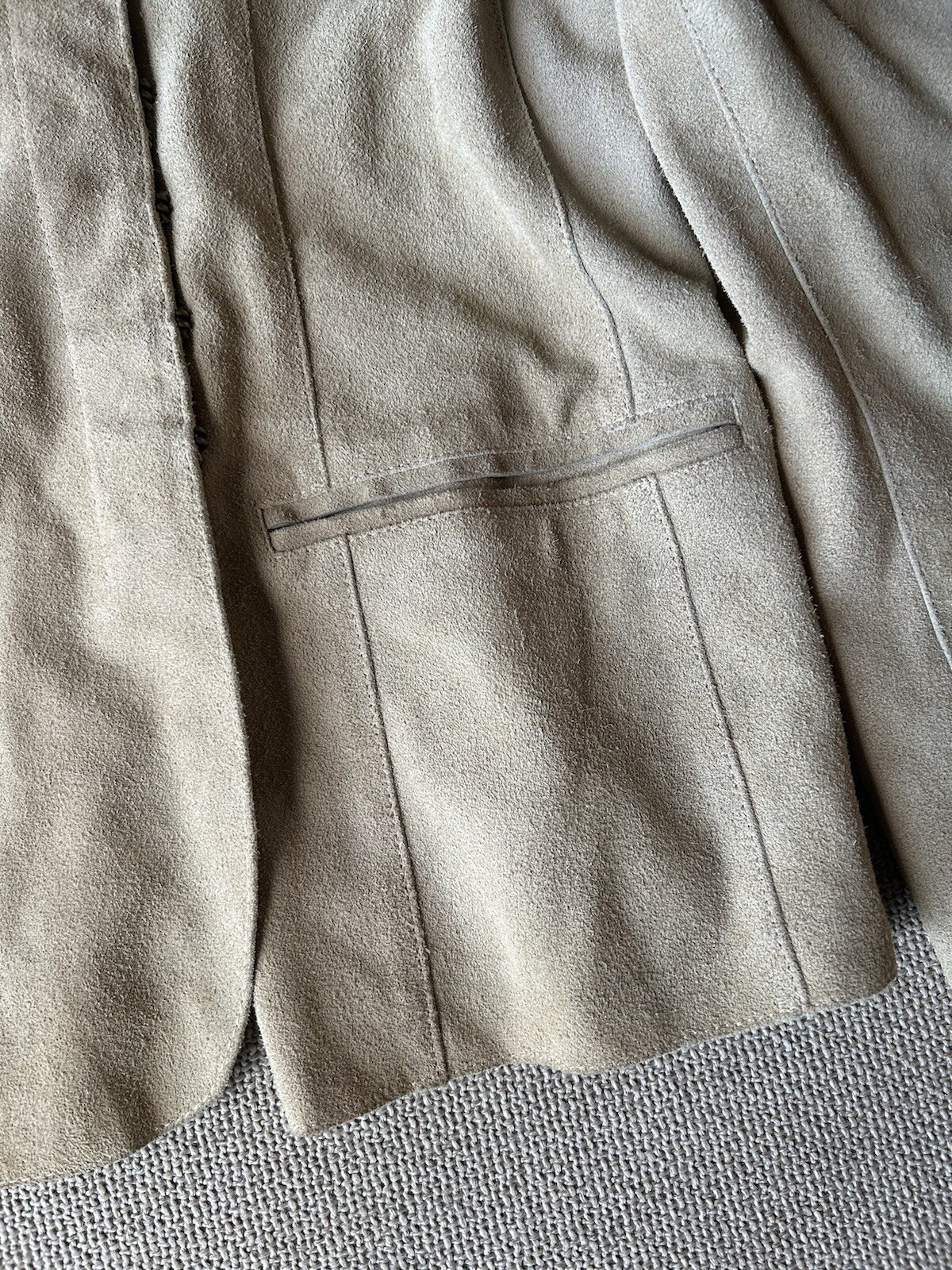 Picture 4 of 9