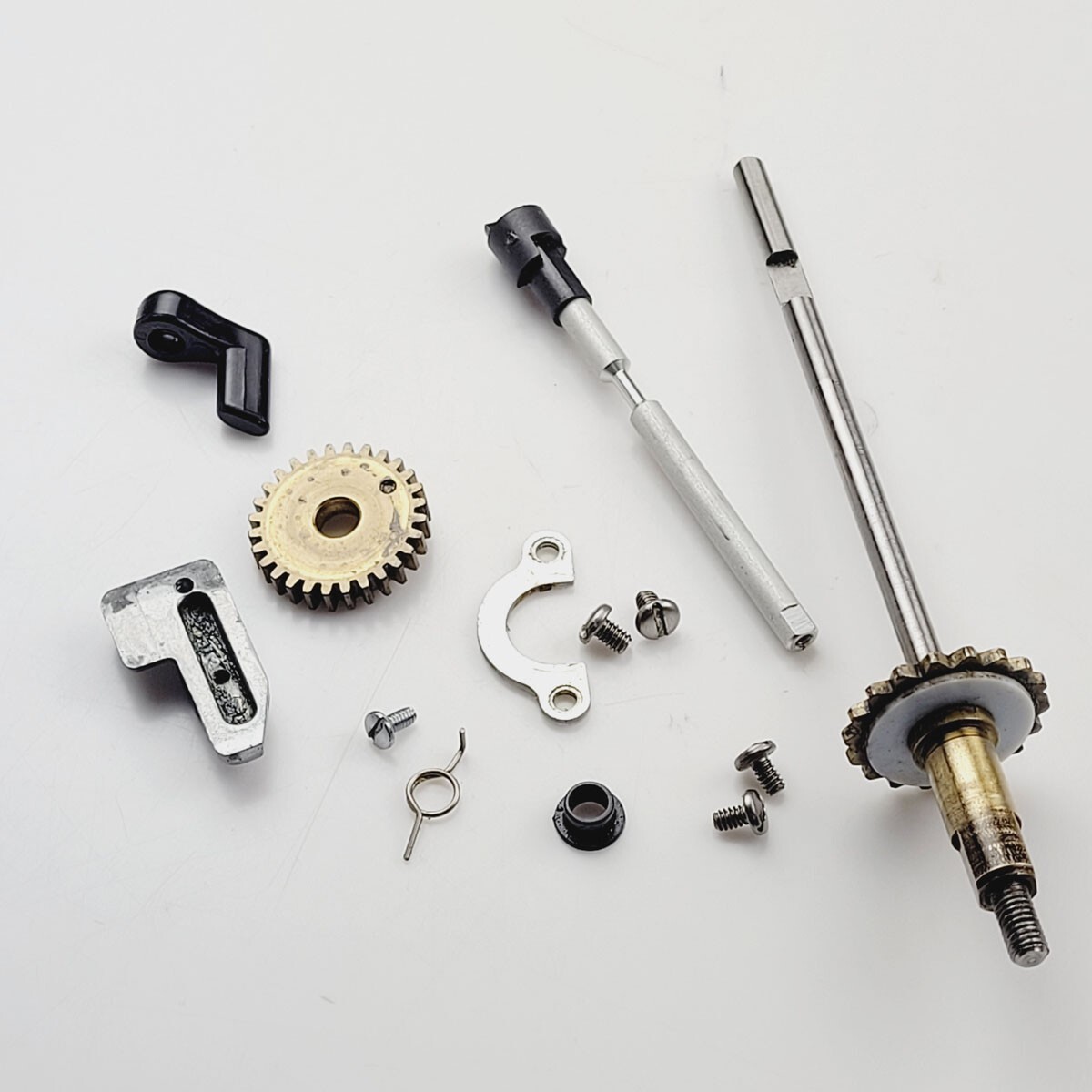 Penn Spinfisher 5500SS Reel Parts - spool shaft, eccentric