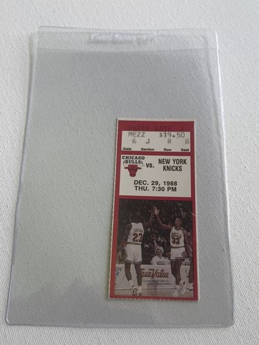 1988 Chicago Bulls Vs NY Knicks Ticket Stub Michael Jordan and Pippen Pictured - 第 16/16 張圖片
