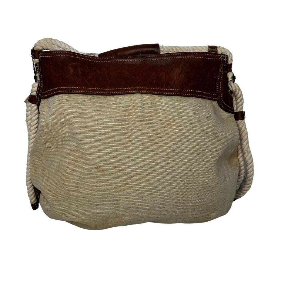 Bolso Hobo X Grande Gap Color Amarillo Pálido/Caqui Lona y Cuero Asa Única Foto 2 de 4