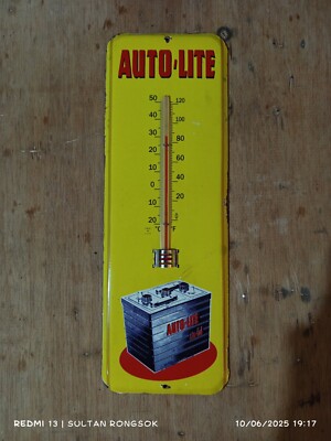 Vintage model Autolite Battery Thermometer Plate merchandise advertising Store