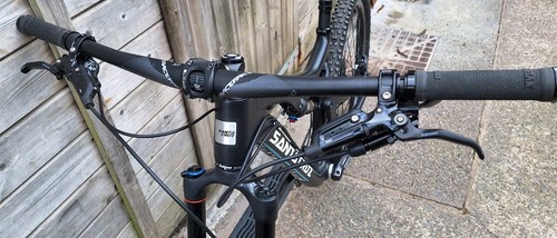 Santa Cruz 5010 CC Carbon with ENVE M60 carbon wheels - Picture 7 of 18