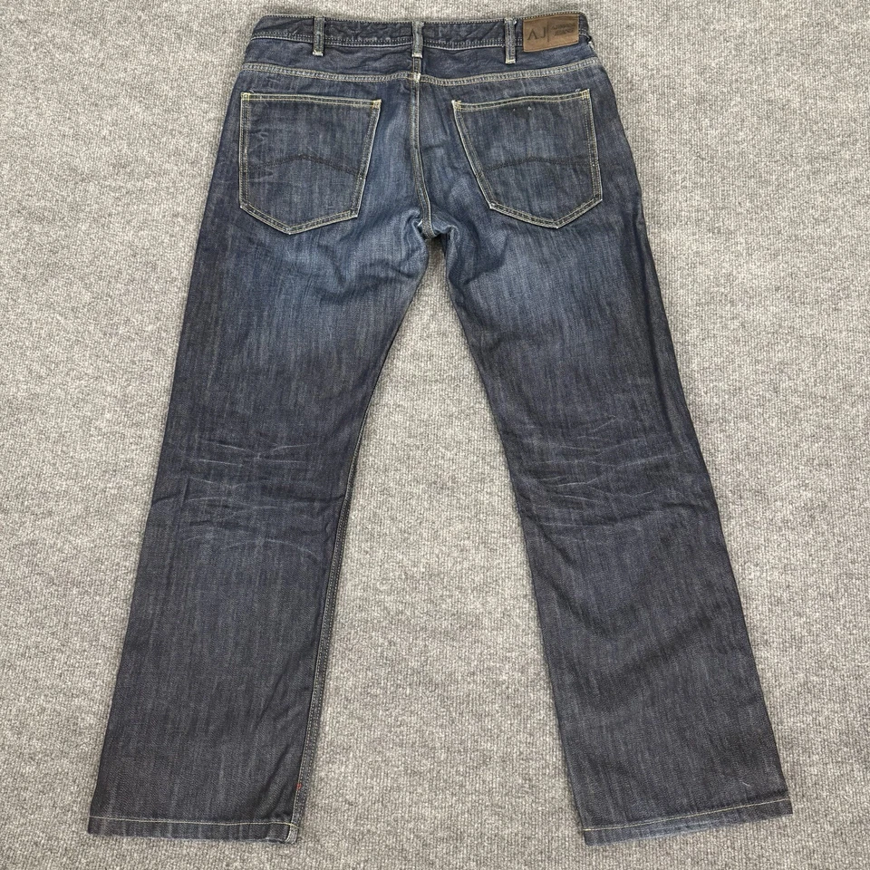 Pantalones de mezclilla Armani Jeans J15 para hombre 34X30 lavado oscuro calce regular pierna recta bigotes Foto 2 de 4