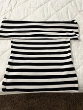 Banana Republic Black And White Stripped Off-the-Shoulder knit top Size M