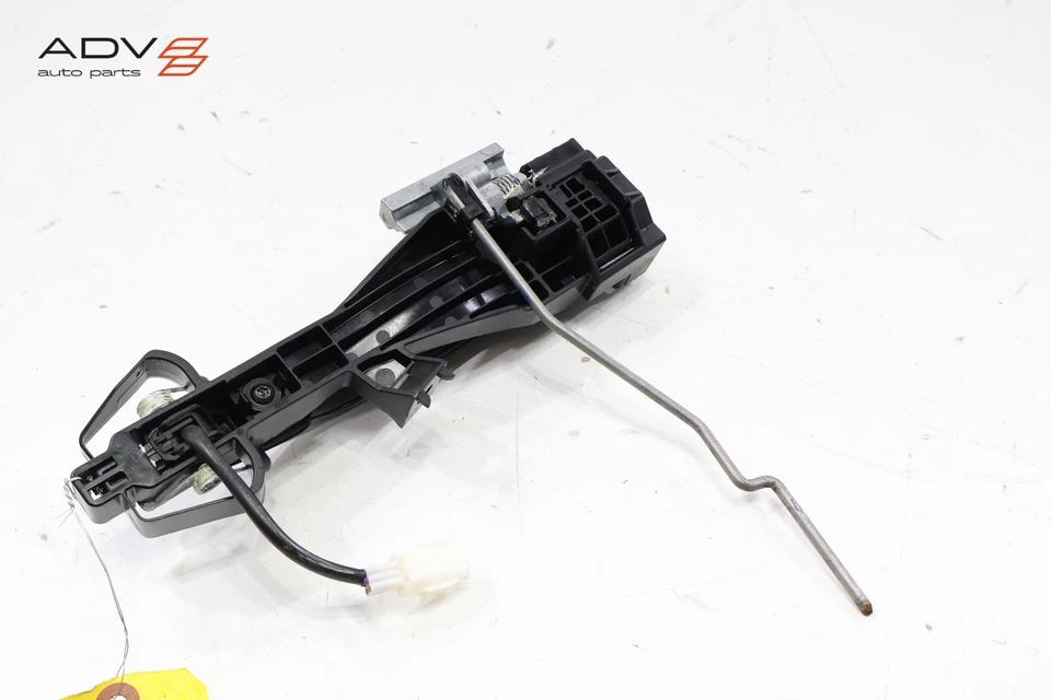 MAZDA 3 2019-2025 puerta delantera derecha pasajero puerta exterior manija OEM Foto 4 de 4