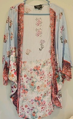 Feathers by Tolani Women's Multicolor Floral Open Front Long Sleeve Kimono O/S