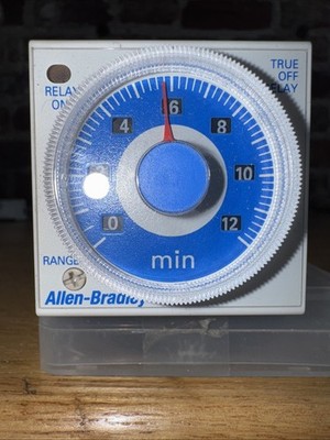 Allen Bradley 700-HRQN2HA12 True Off Delay Timing Relay 100-120VAC Ser D TESTED