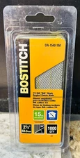Bostitch 2-1/2-in 15 -Gauge Angled Galvanized Collated Finish nails 077914061243