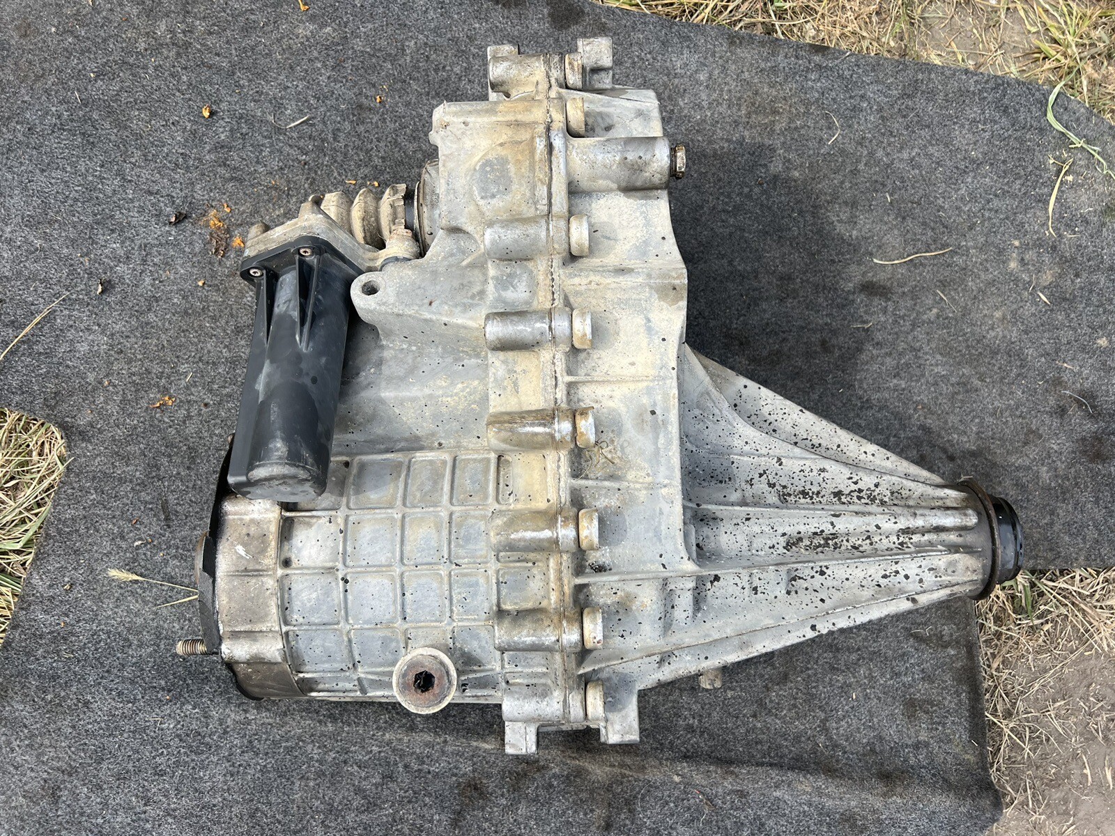 0307 Chevy Silverado TRANSFER CASE GMC Sierra no SS elec shft M30 NP8