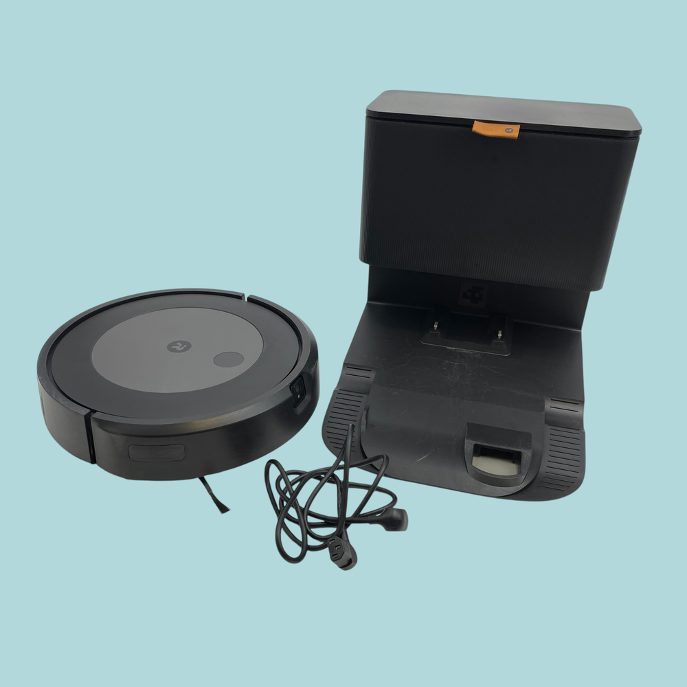 iRobot Roomba Combo j5+ Self-Emptying Robot Vacuum and Mop AR Model U0664