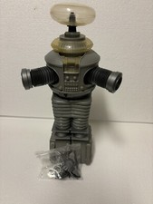 Masudaya Lost In Space Robot B9 YM3 16  Model