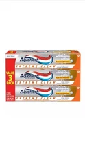 3 PACK - Aquafresh Extreme Clean Whitening Action Toothpaste, 5.6 Ounce New