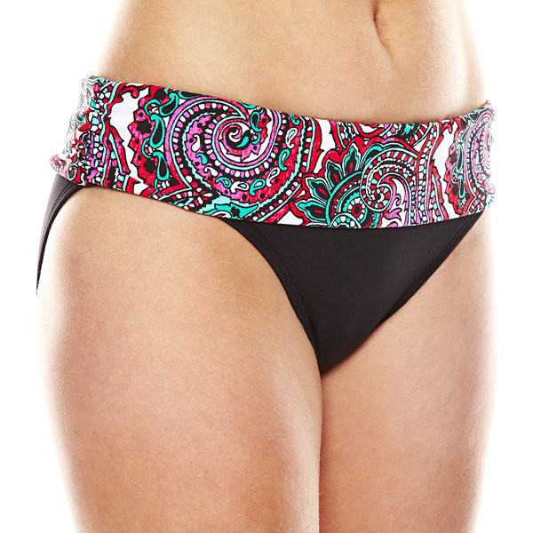 bikini bottom that covers cheeks