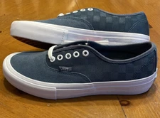 Men’s VANS Sneakers Authentic Pro Mirage Skateboarding Blue / White Size 7 NEW