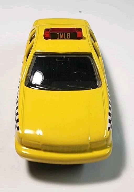 Maisto Yellow 1991 Chevrolet Chevy Caprice Taxi IMLB 1/64 Diecast