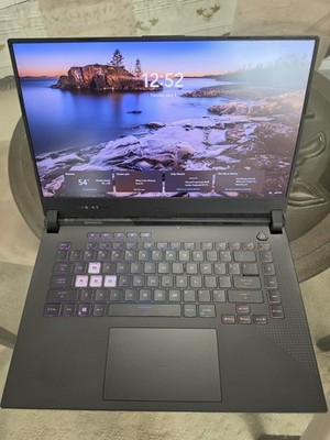 Asus ROG Strix G513QY 15.6'' Ryzen 9 5900HX 3.3GHz, 16GB RAM, 500 GB SSD, RX 6800