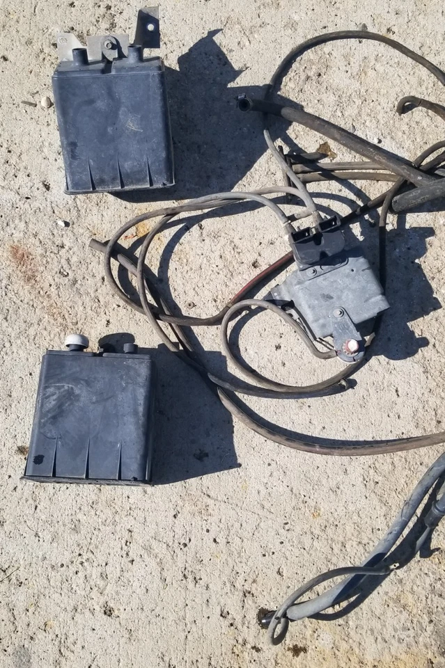 Camión Ford Bronco F150 F350 1986 86 85 84 80 Smog carbón misc 5.8 351 1980-86 Foto 2 de 4