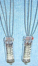 2 NOS VALVO JAN 5672 Subminiature Tubes - Audio Power Pentodes Made in Germany