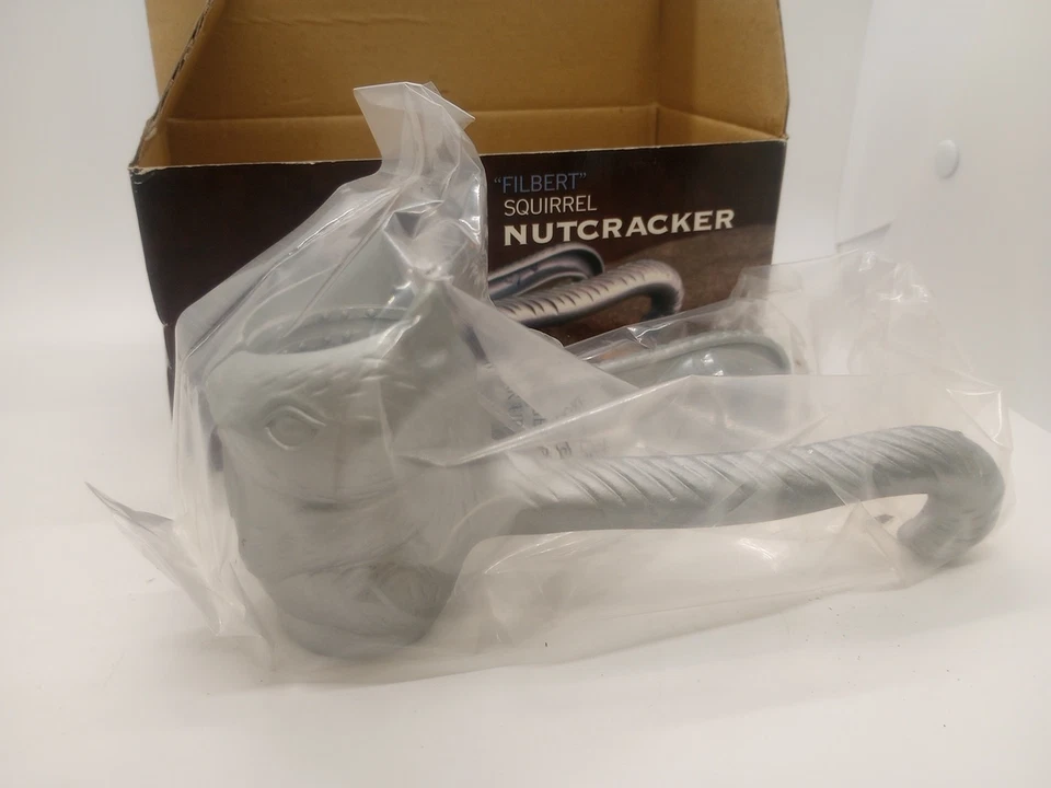 Vintage Nutcracker International "Filbert" Squirrel Nutcracker, New in Box - Image 3 of 4