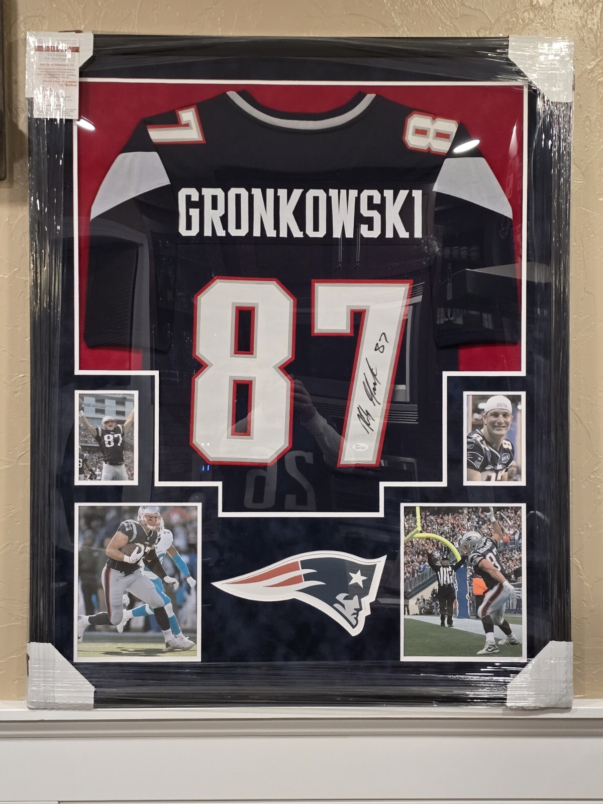 Rob Gronkowski Autographed Signed New England Patriots Jersey Framed In Full Suede JSA 