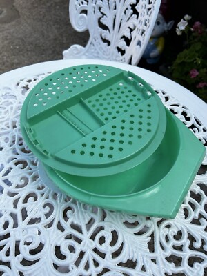 Vintage Tupperware grüne Käsereibe & Schüssel - sehr guter Zustand