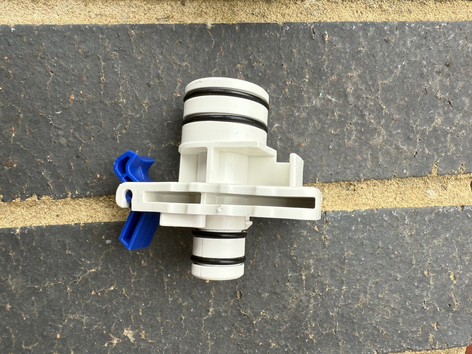 Whale Caravan Watermaster Adapter (EM9408)