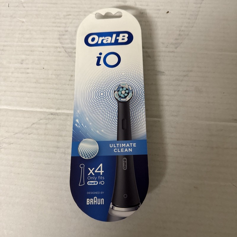 Oral-B iO Ultimate Clean Replacement Brush Heads, Black, NEW, 4 Pack