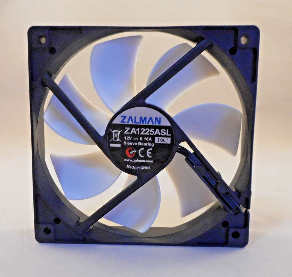 Zalman ZA1225ASL [SL] 120mm 3-Pin 12V/0.16A Quiet PC Case Fan - Image 3 of 4