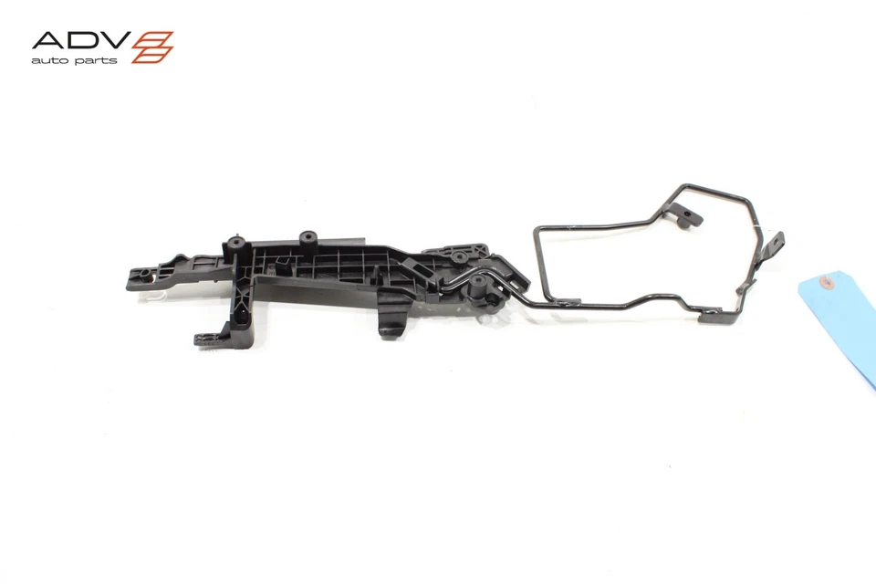 18-23 LAND ROVER RANGE ROVER VELAR FRONT RIGHT SEAT OUTER COVER TRIM BRACKET OEM - Image 3 of 4