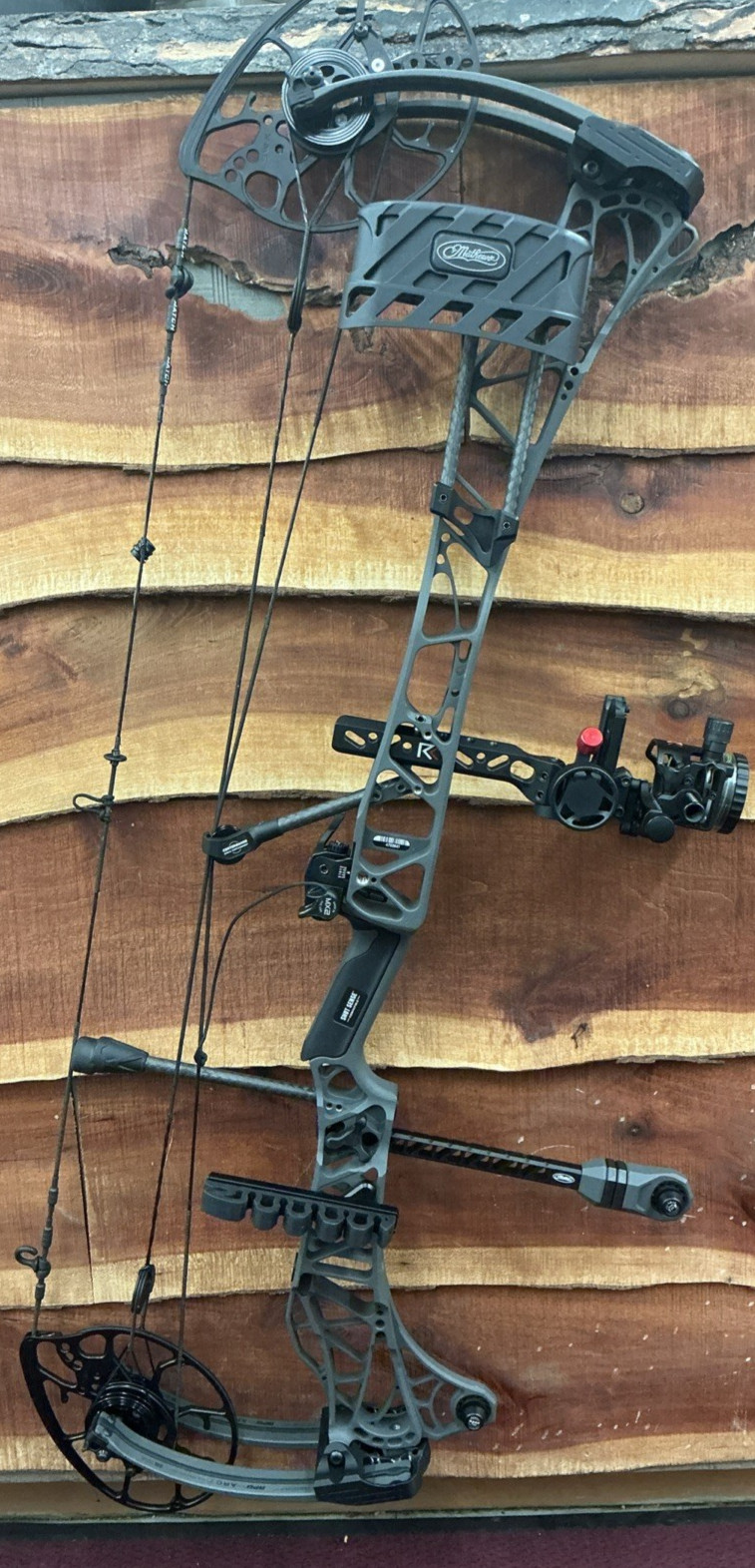 Mathews Lift X 33 Read to Shoot Great Condition 30.5 D/L 70# D/W Shale