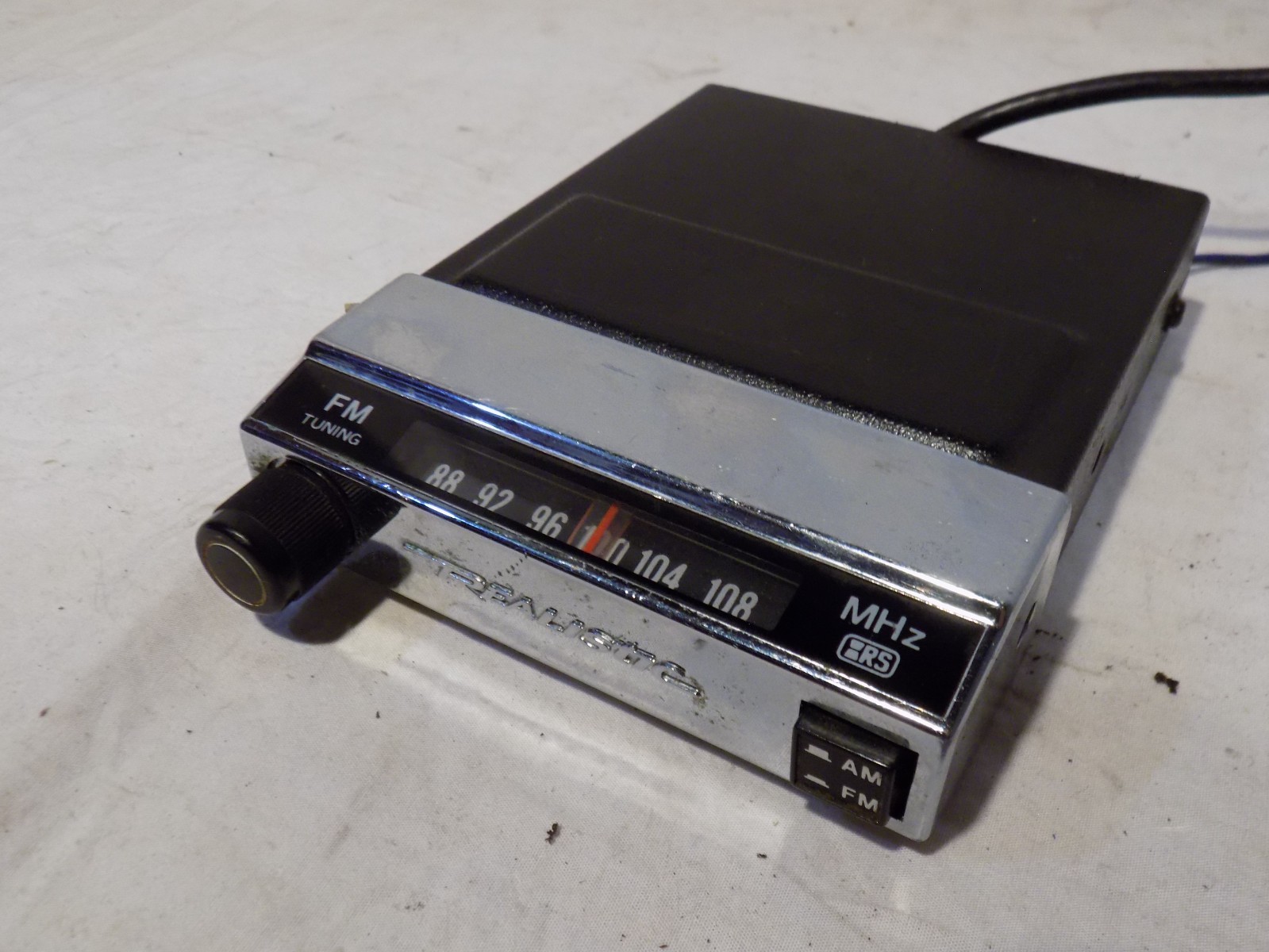 1970s REALISTIC FM RADIO CONVERTER CUDA MUSTANG CHEVELLE CHA