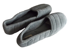 Dearfoam Memory Foam Women's 9-10 Gray Plush Slipper