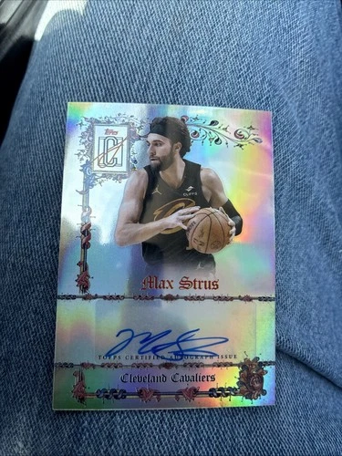 2025 Topps Signature Max Strus Base (RAW)