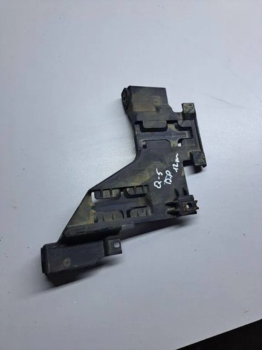 AUDI Q5 8R Rechte Scheinwerferhalter 1000717075 2.00 Petrol 132kw 2009 34972589