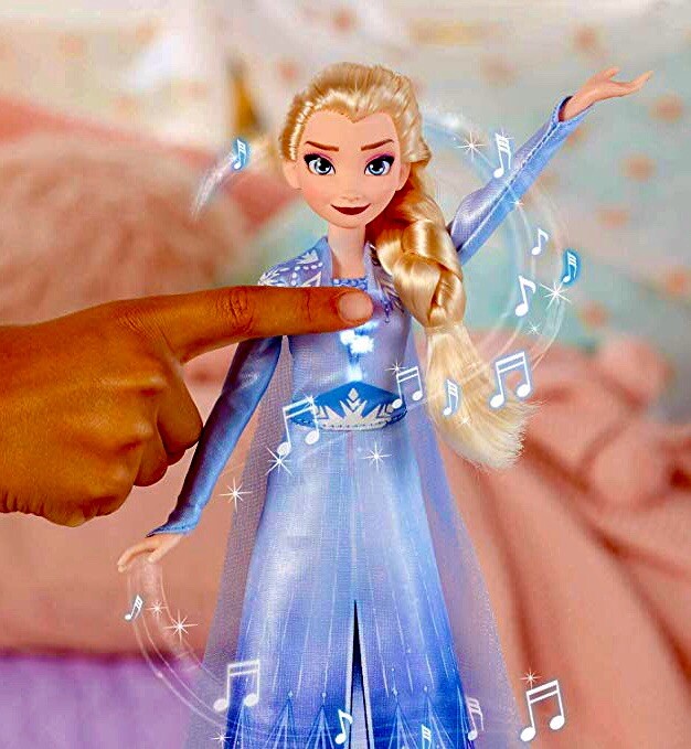 NEW Hasbro Disney Frozen II SINGING ELSA Fashion Doll Into the