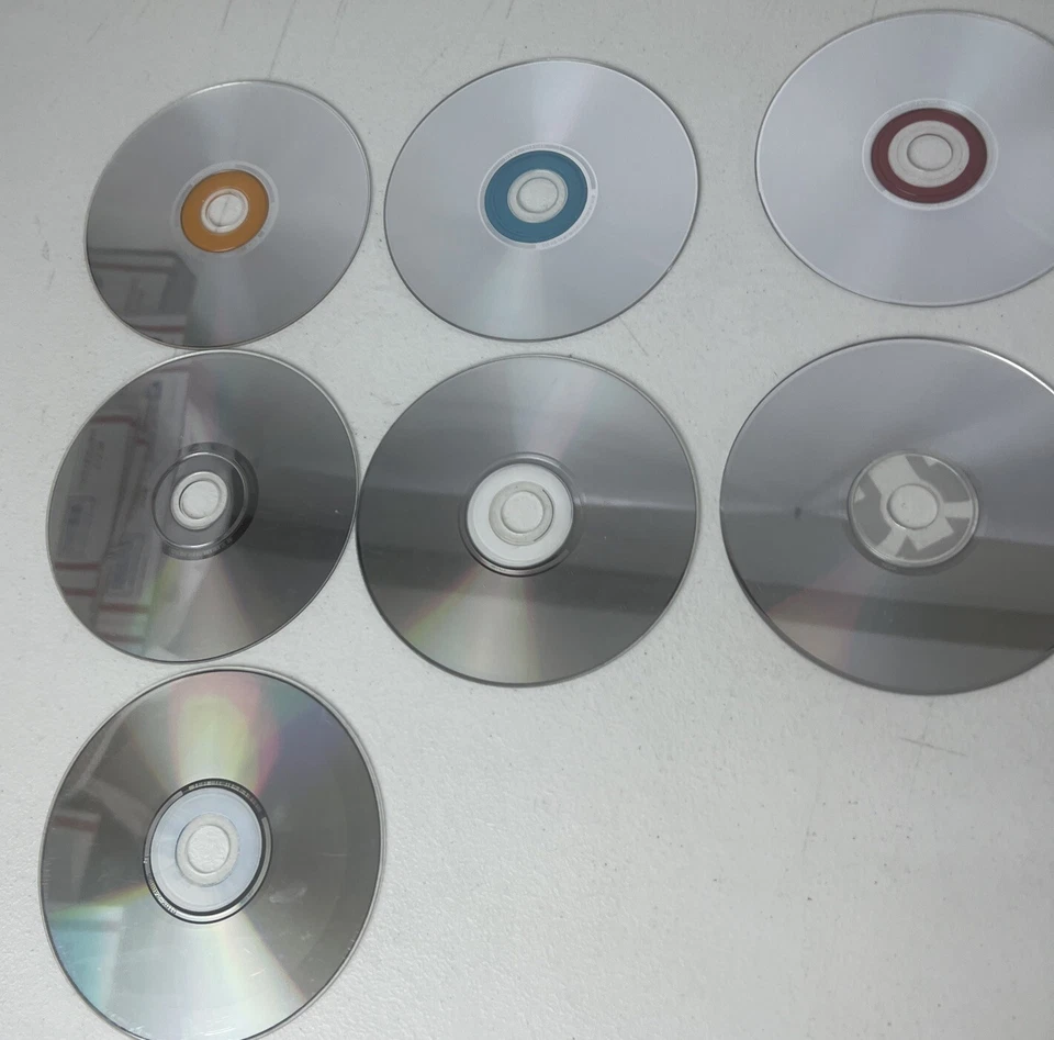 7 Country Music CDs Discs Brad Paisley Alabama J. Moore Underwood Luke Bryan Foto 2 de 3