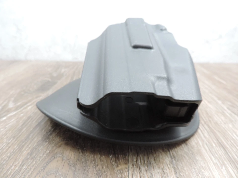 Coldre de retenção de pás de plástico preto Safariland LH - Imagem 2 de 4