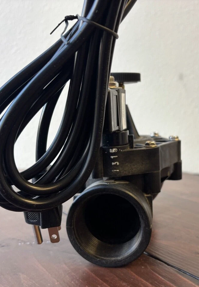 Irritrol Ultraflow Globe Valve 700 Plastic 1-1/2 in. w/ Flow Control - Image 2 of 4