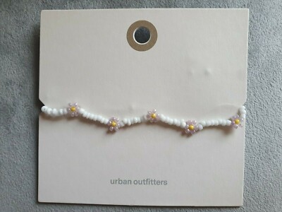 URBAN OUTFITTERS BLUMEN PERLEN ARMBAND NEU KOSTENLOSER UK-VERSAND