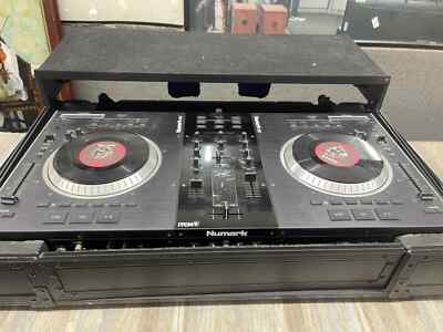 Numark NS7 Professional DJ Turntable Controller w/ Case NJ LOCLA PICK UP ONLY