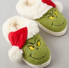 American Eagle Women’s Grinch Scuff Slippers New w/Tag- Size 8 - FREE SHIPPING