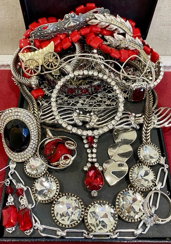 Vintage Estate Costume Jewelry Lot! TRIFARI, AVON and more!