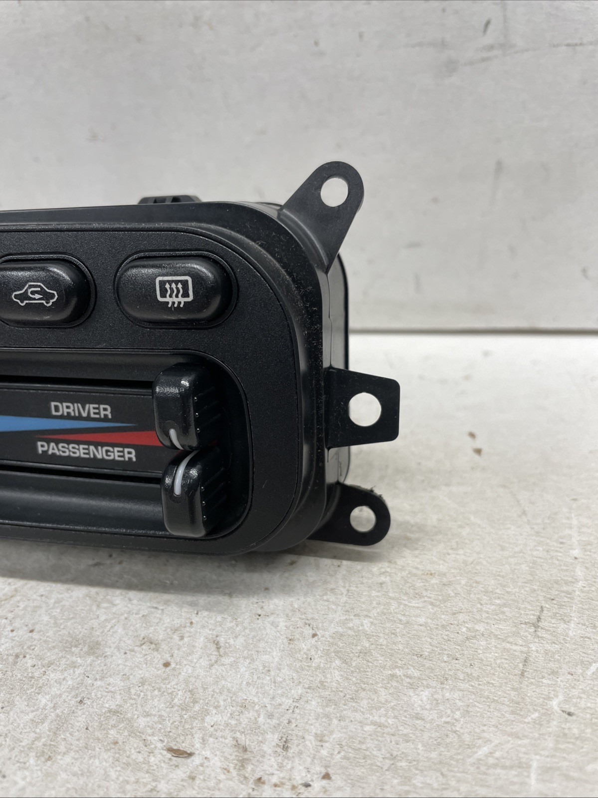 DUAL ZONE 2002-2005 Dodge Ram 1500 2500 3500 Heater Climate Control P55056323AC