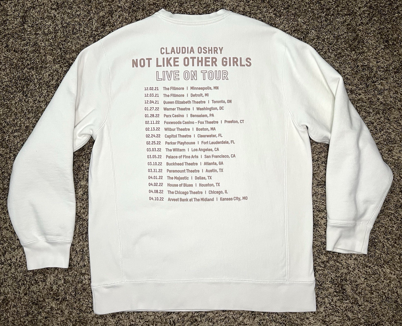 ALTRA Felpa Claudia Oshry Non Come Altre Ragazze Live On Tour XL 22 5” X 29”