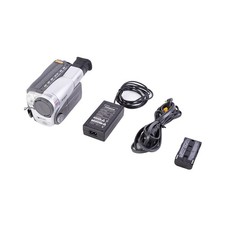 Canon ES-8600V HI-8 Camcorder - SKU 2073085