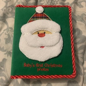 Baby's First Christmas Photo Album - New 100 Photos