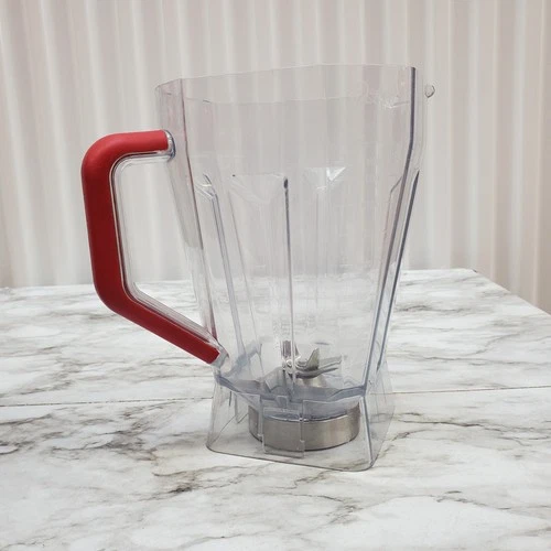 Oster Versa Pro Power Blender 8cup Jar 1400W Stainless Steel Blade Black/Red