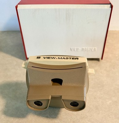 Vintage View-Master Model H Lighted Stereo Viewer w/9 Reels Disney, A Team, MASH